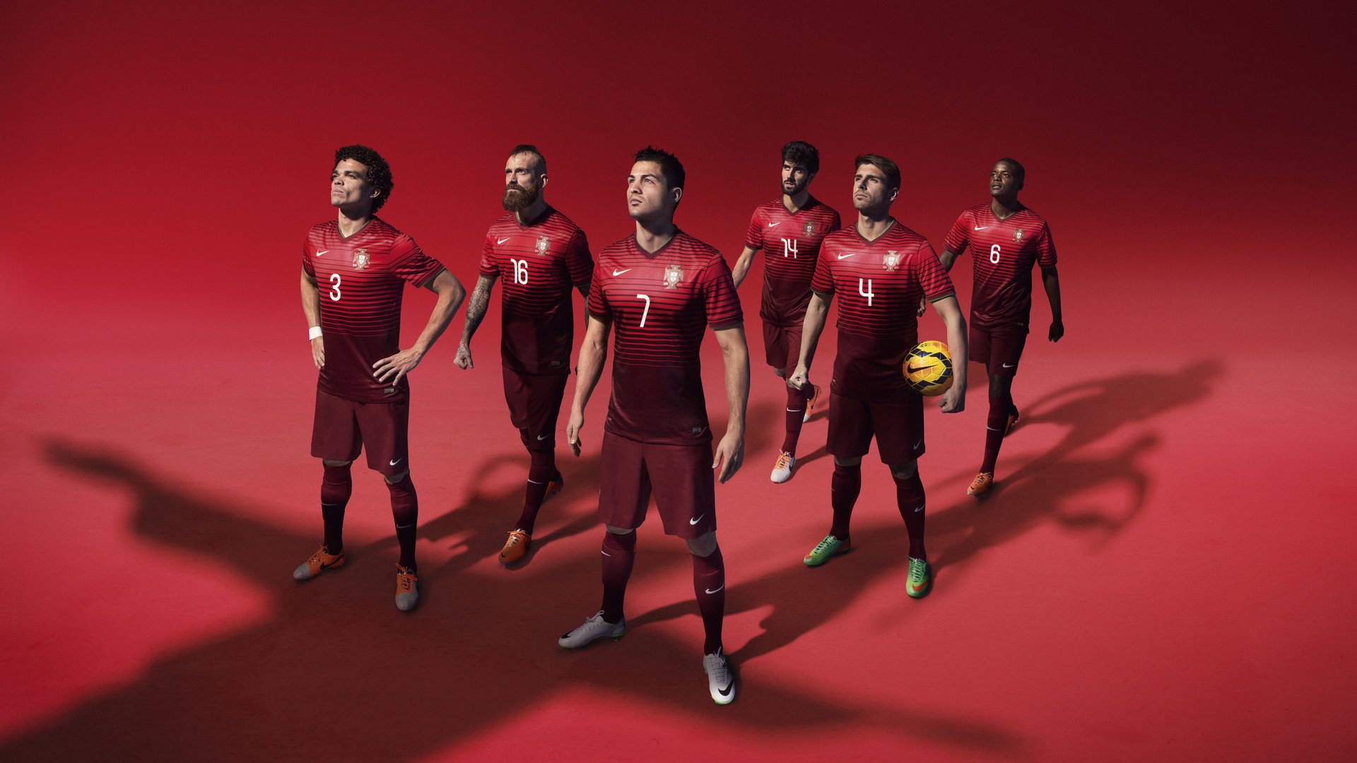 斯图加特球员集中训练，备战下场比赛，斯图加特青训